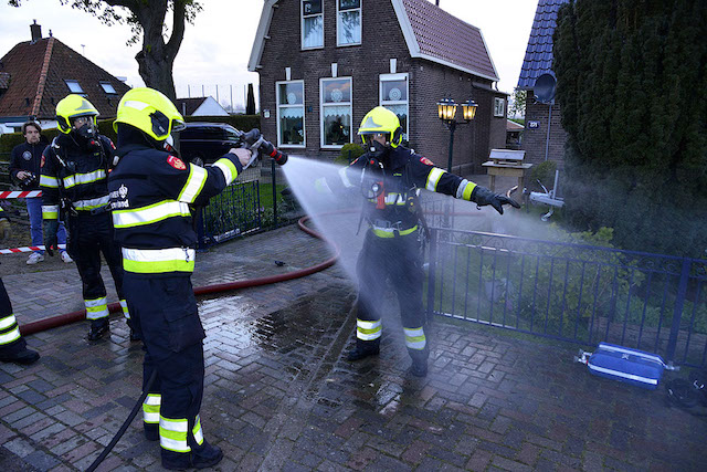 2016/83/20160429-20u56 GB 034 Hoofdweg Lijnden ZGB.jpg